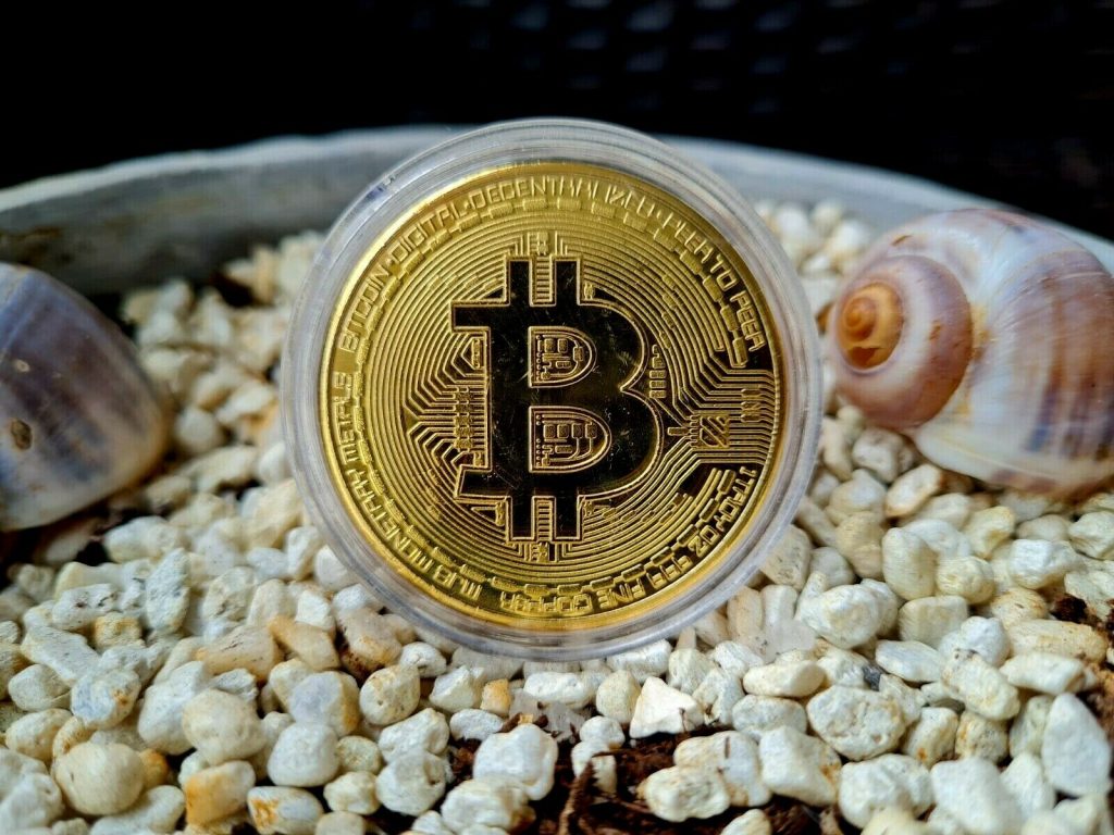 Kaj je bitcoin in kako deluje?
