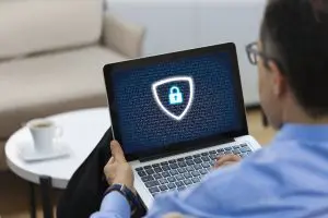 Obiščite Hide me VPN