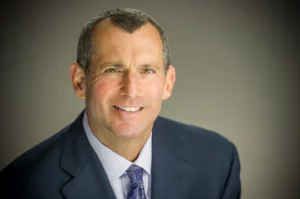 John Reed Stark: Mnenje Komisije za vrednostne papirje in borzo ZDA John Reed Stark je nekdanji uradnik ameriške komisije za vrednostne papirje in borzo